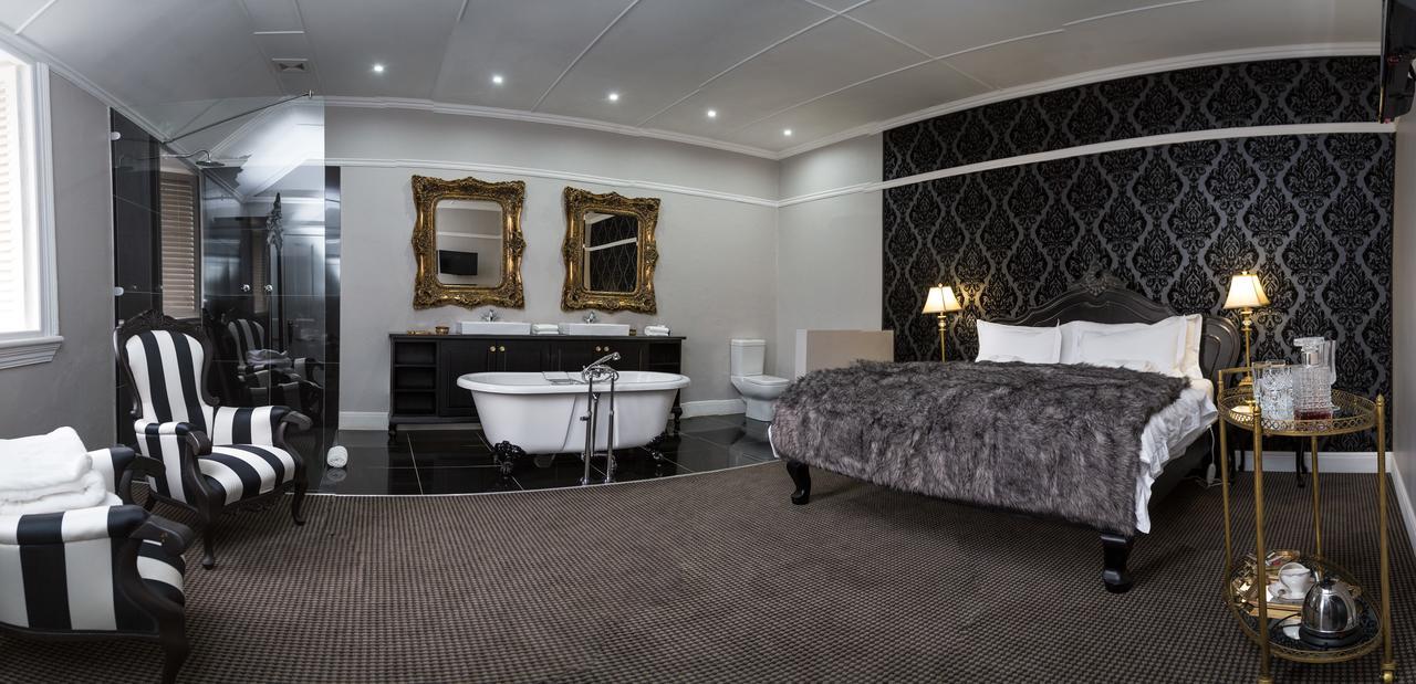 The Kingsman Boutique Hotel Burgersdorp Exteriör bild